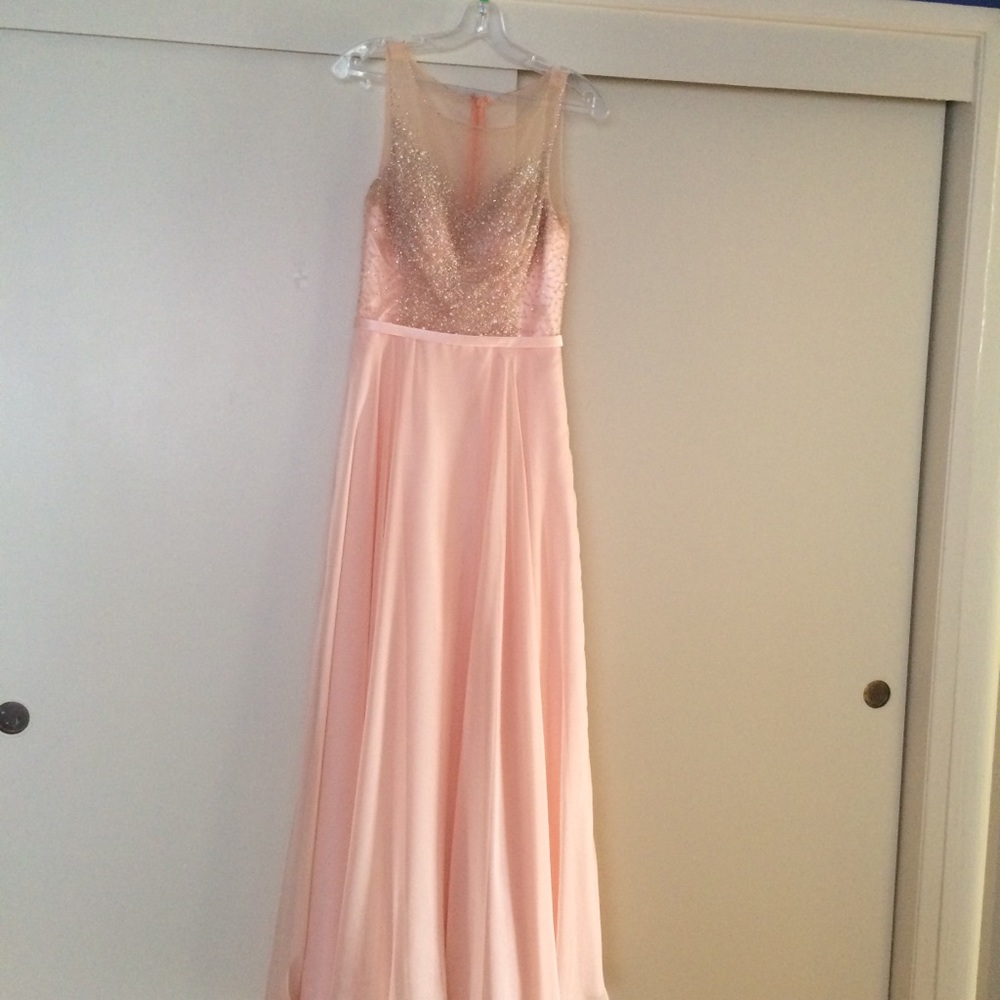 ‼️SOLD‼️ Light Pink prom dress - Picture 2 of 5